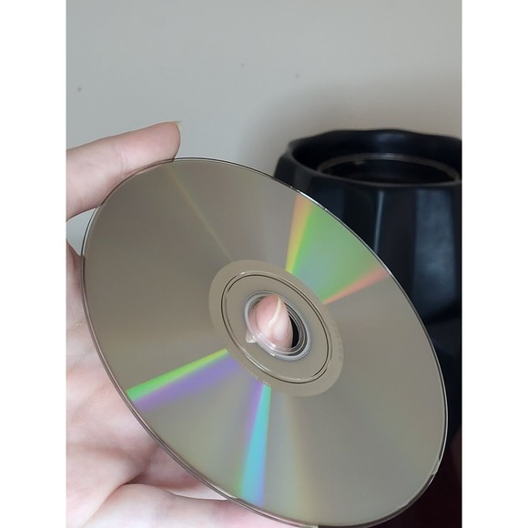 Titanic DVD 2 disc set Very good cond. - Picture 5 of 6